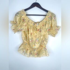 Heather‎ Yellow Floral lightweight top